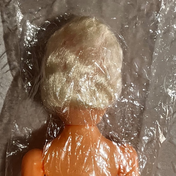 NWT - Vintage Fibre-Craft Moving Blue Eyes Flat Heel Doll 7.5" Blonde W/Stand - Picture 8 of 13